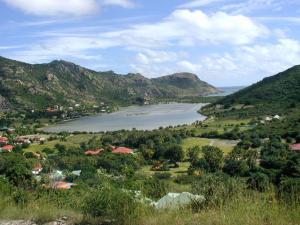 grand-saline-salt-pond